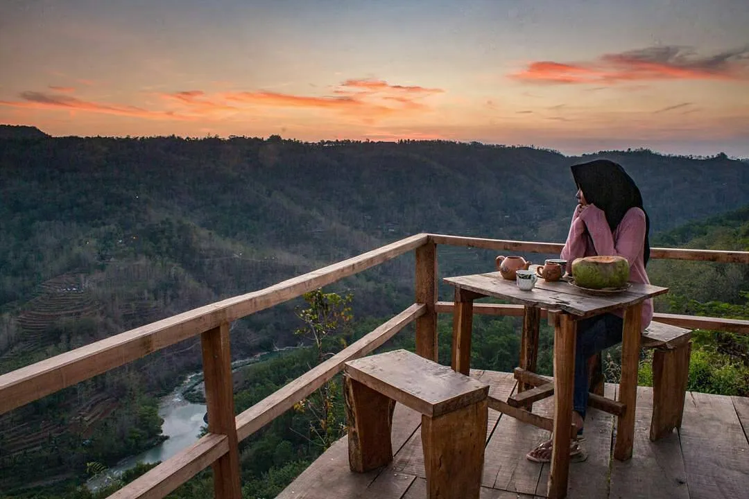 Bukit Mojo Gumelem 2